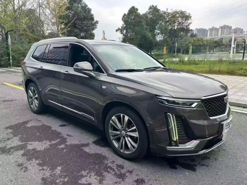 岳阳20年凯迪拉克XT63
