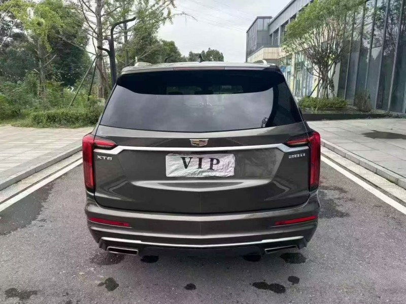 岳阳20年凯迪拉克XT69