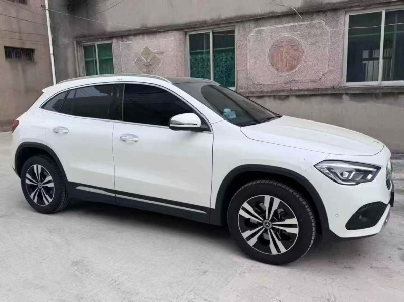 徐州24年奔驰GLA2