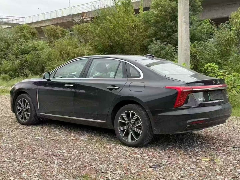 衡阳25年红旗H57