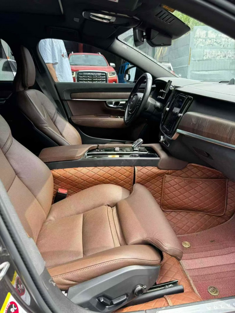 重庆21年沃尔沃S903