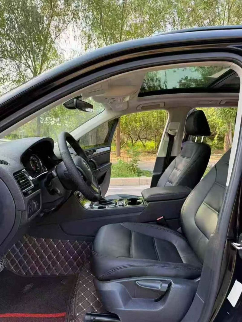 枣庄17年大众途锐3