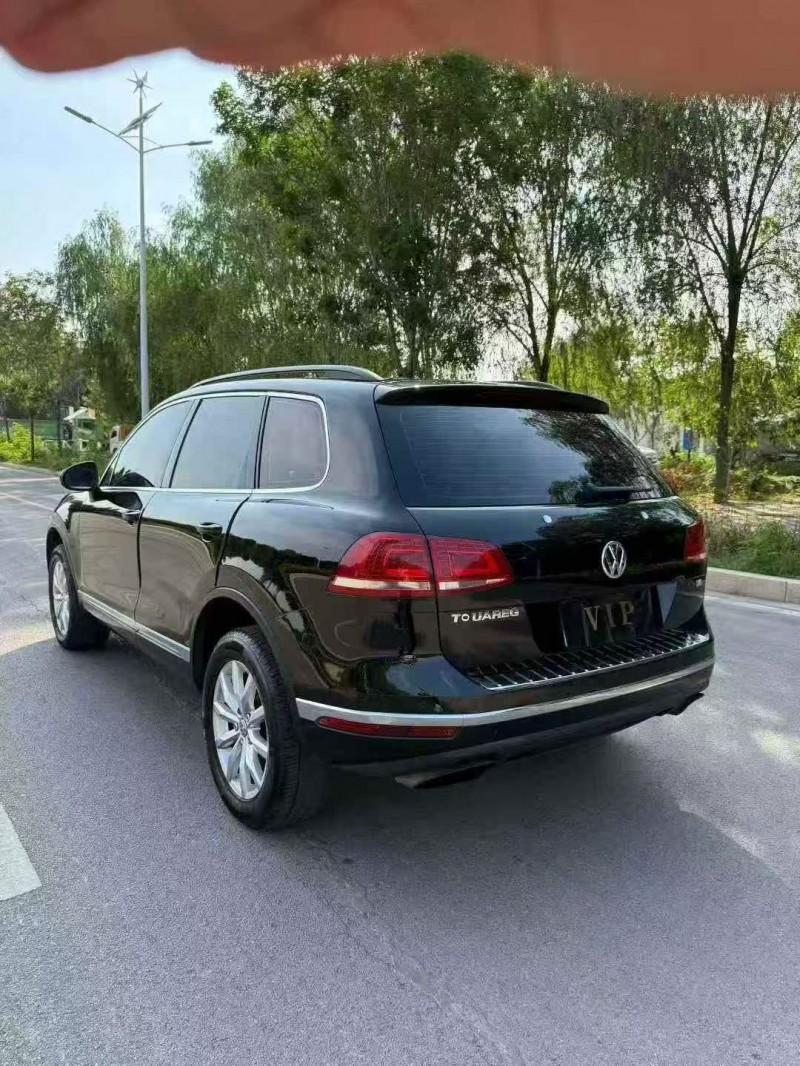 枣庄17年大众途锐7