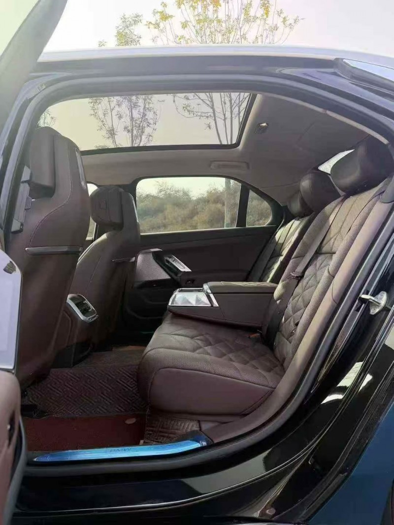 秦皇岛24年宝马7系5