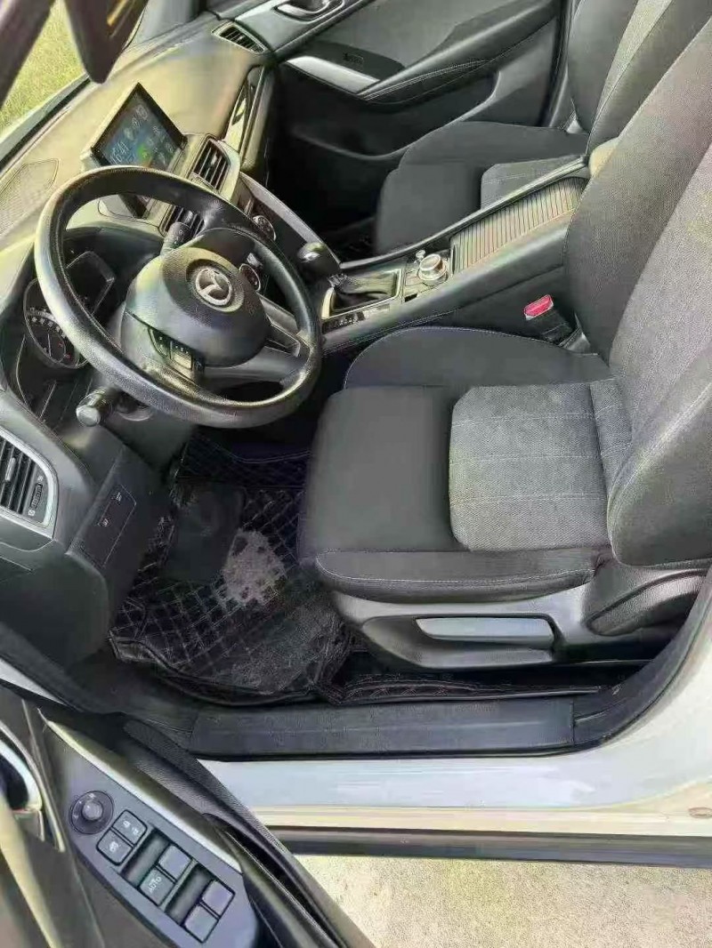 梧州17年马自达CX-44