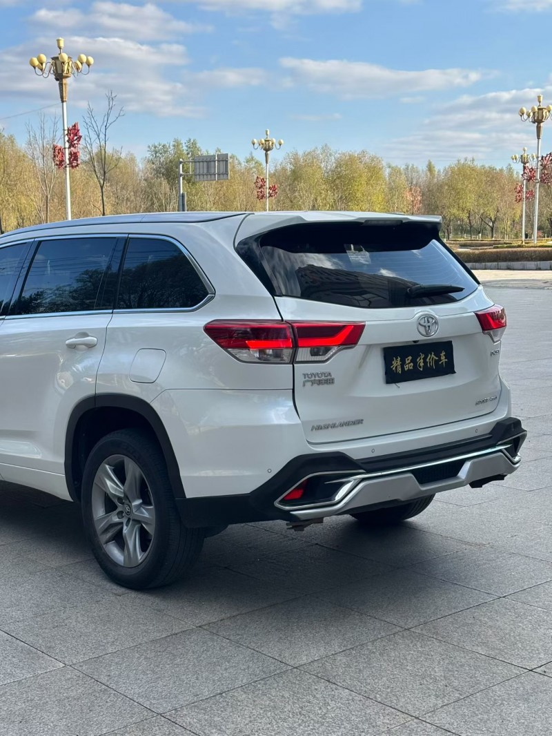 吉林19年丰田汉兰达8