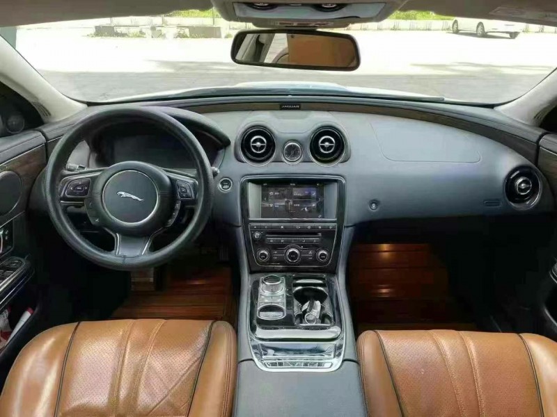 吉林17年捷豹XJL5