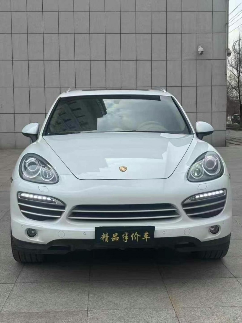 吉林15年保时捷卡宴1