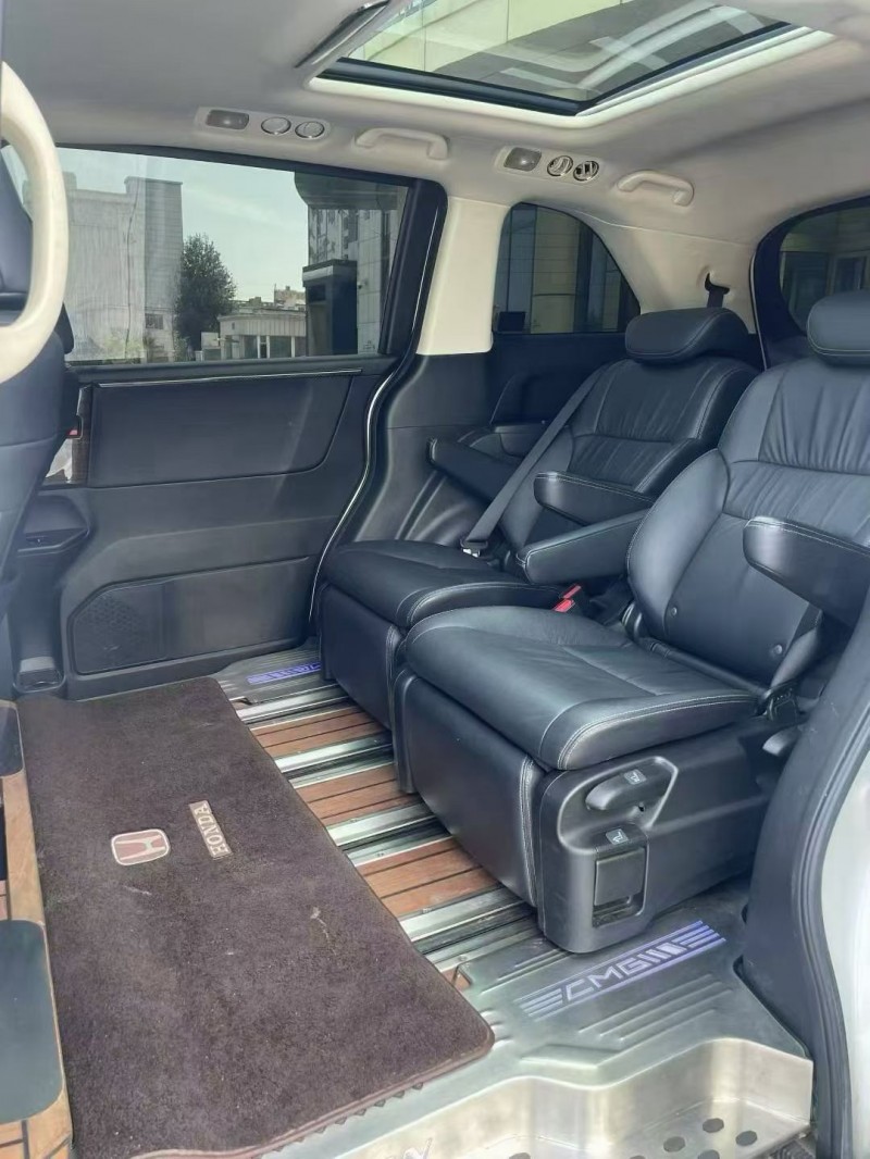 吉林19年本田艾力绅2