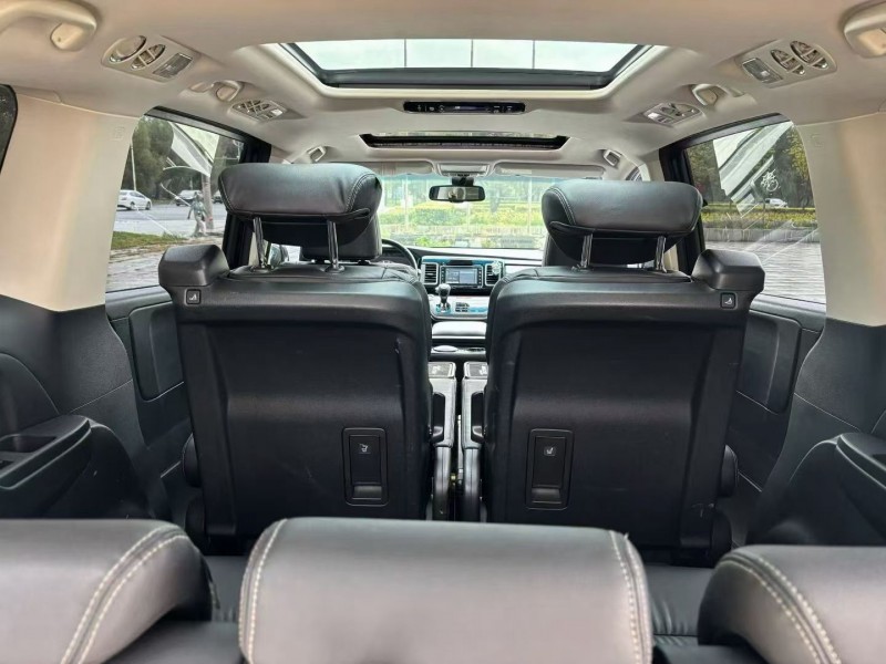 吉林17年本田艾力绅2