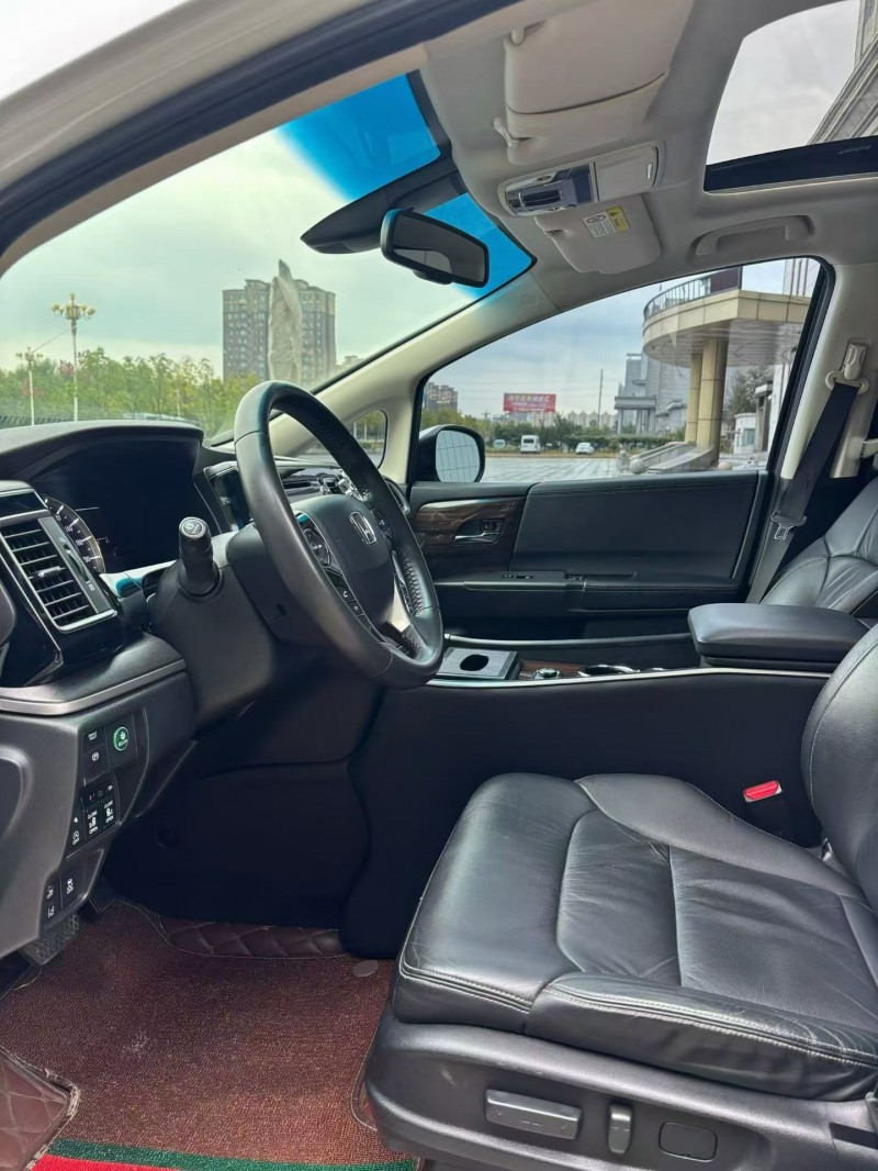 吉林17年本田艾力绅8