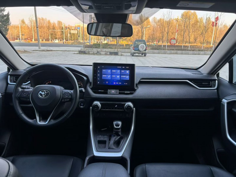 吉林21年丰田RAV4荣放5