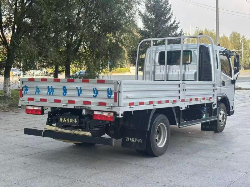 吉林25年飞碟箱货货车5