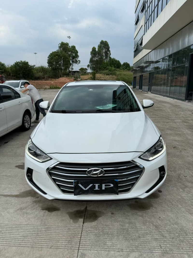 乐山18年现代领动1