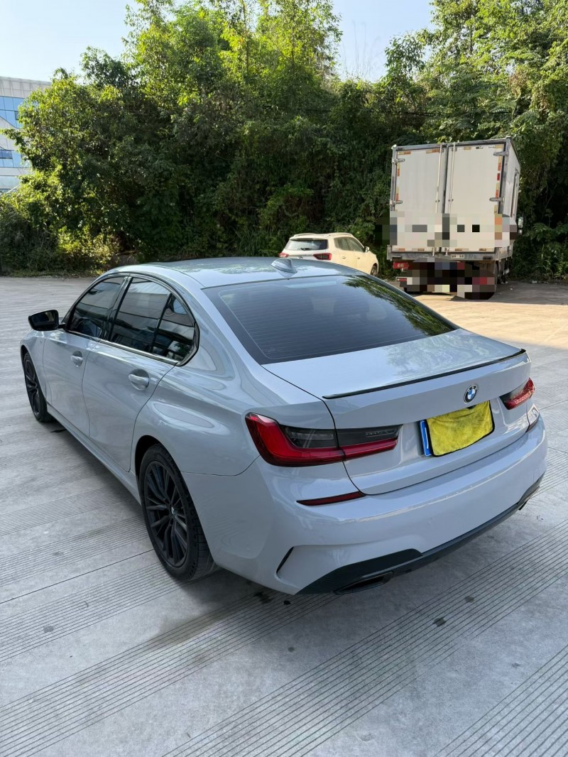 乐山19年宝马3系5