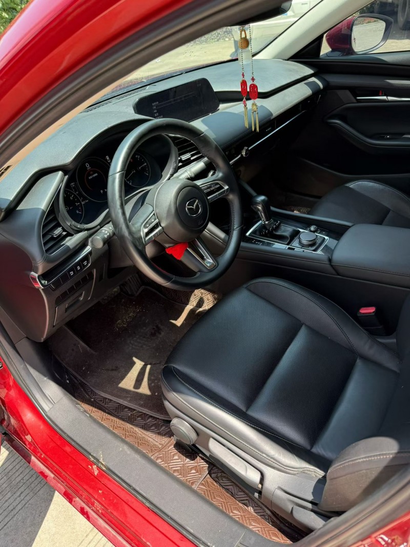 乐山20年马自达昂克赛拉3