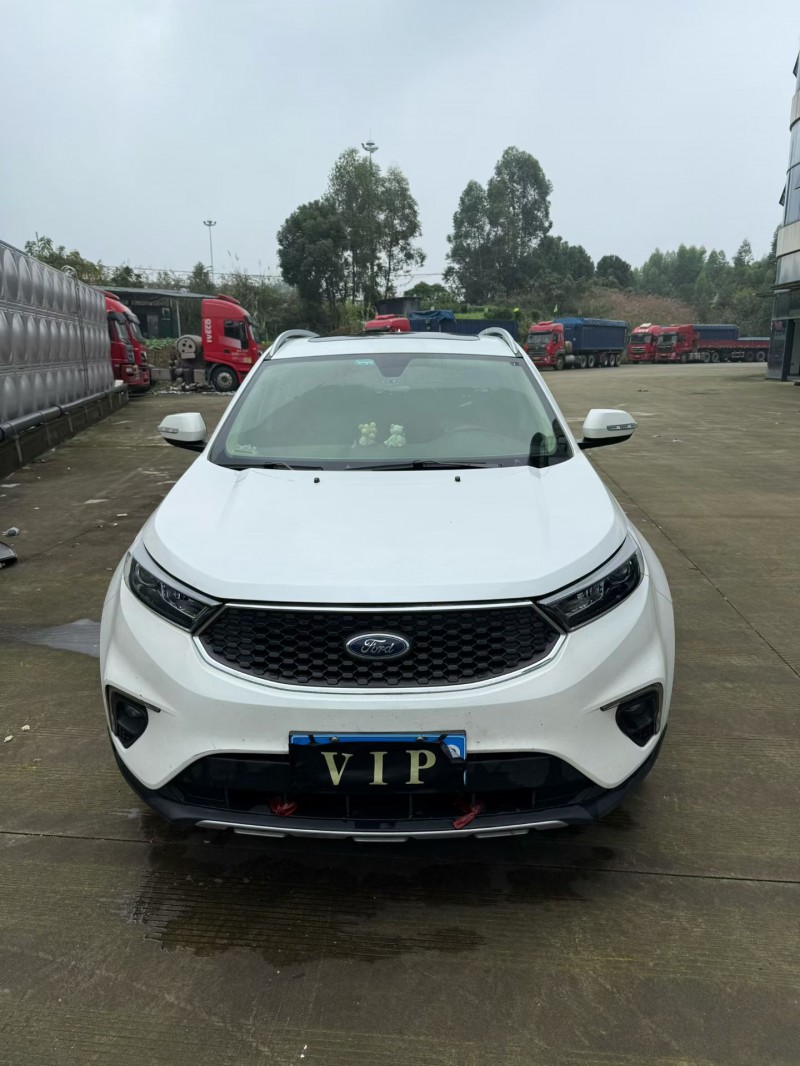 乐山19年福特领界1