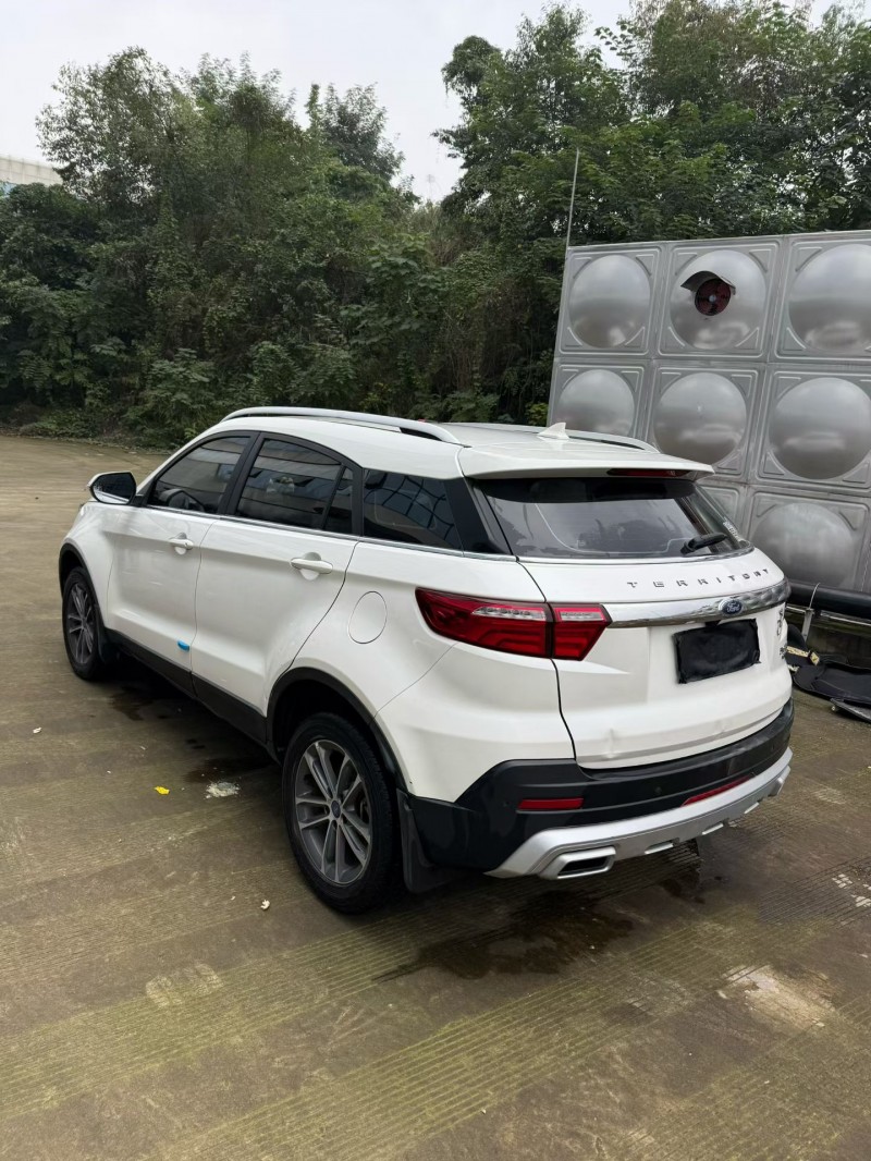 乐山19年福特领界5