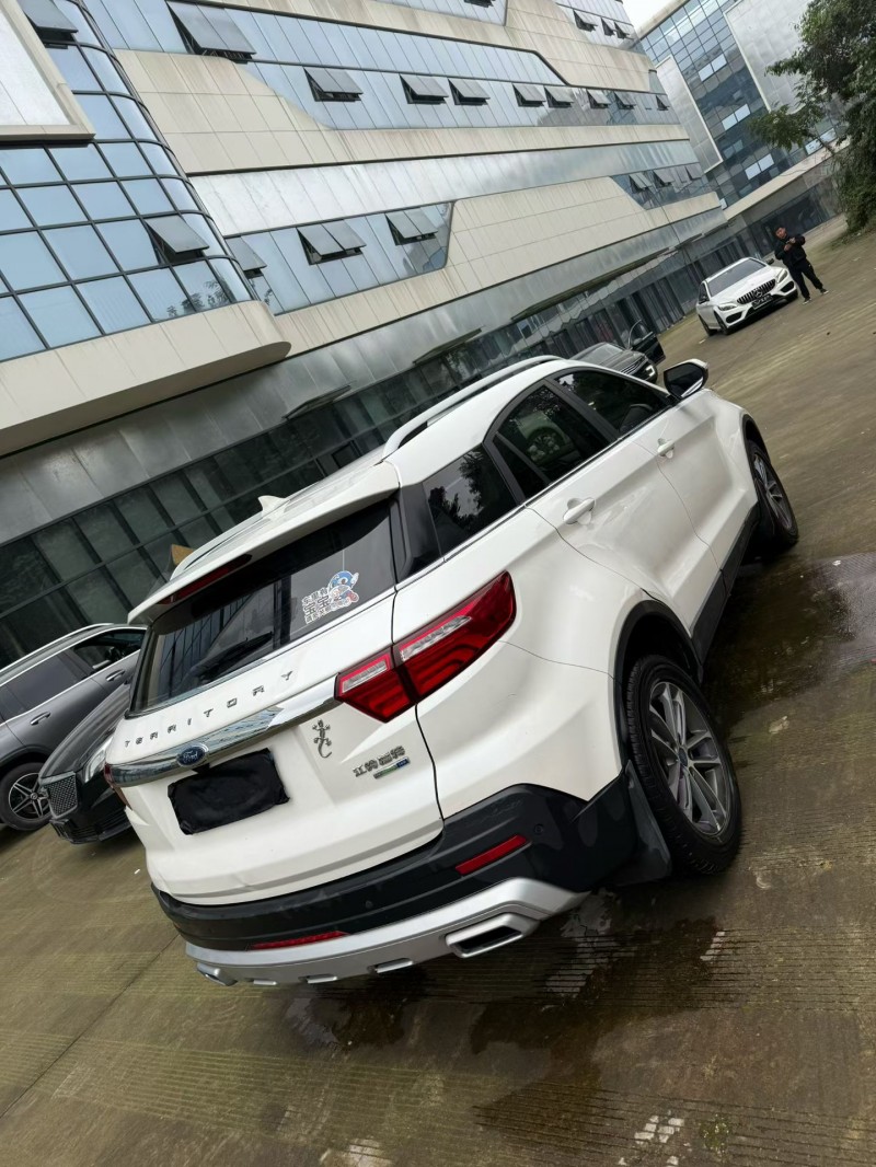 乐山19年福特领界6