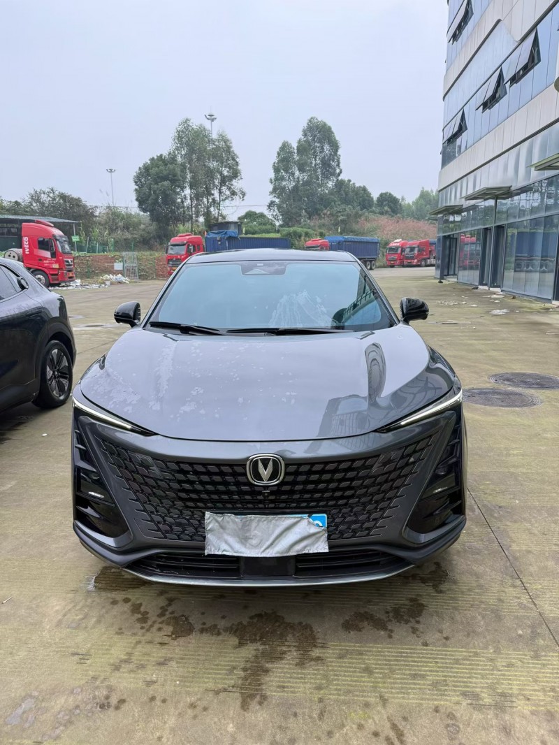 乐山22年长安汽车UNI1