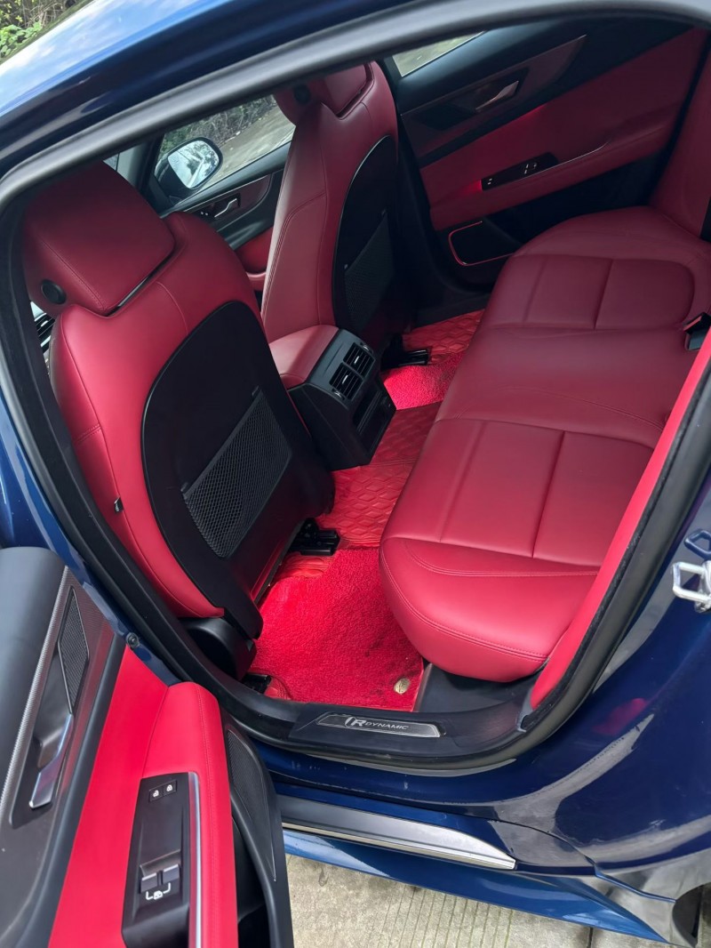 乐山21年捷豹XEL4