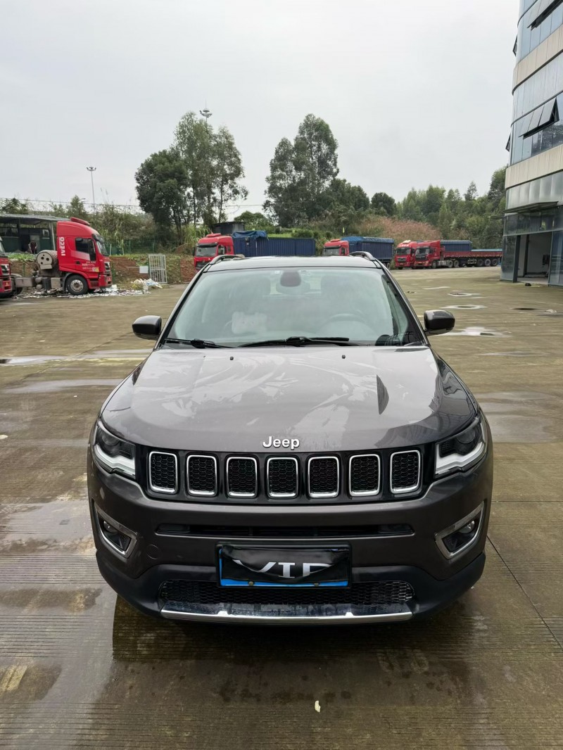 乐山18年Jeep指南者1