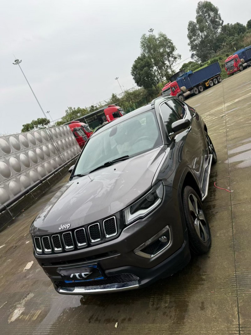 乐山18年Jeep指南者2