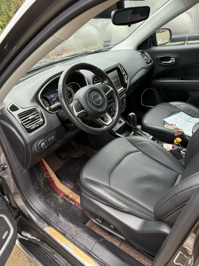 乐山18年Jeep指南者3