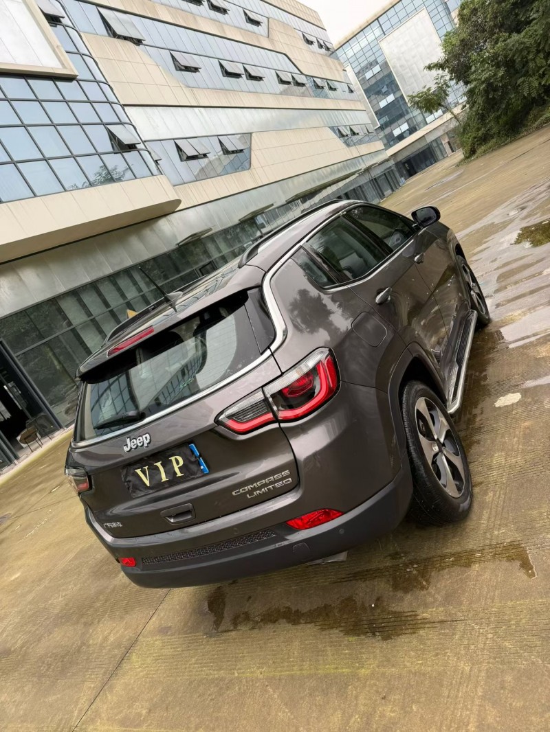 乐山18年Jeep指南者6