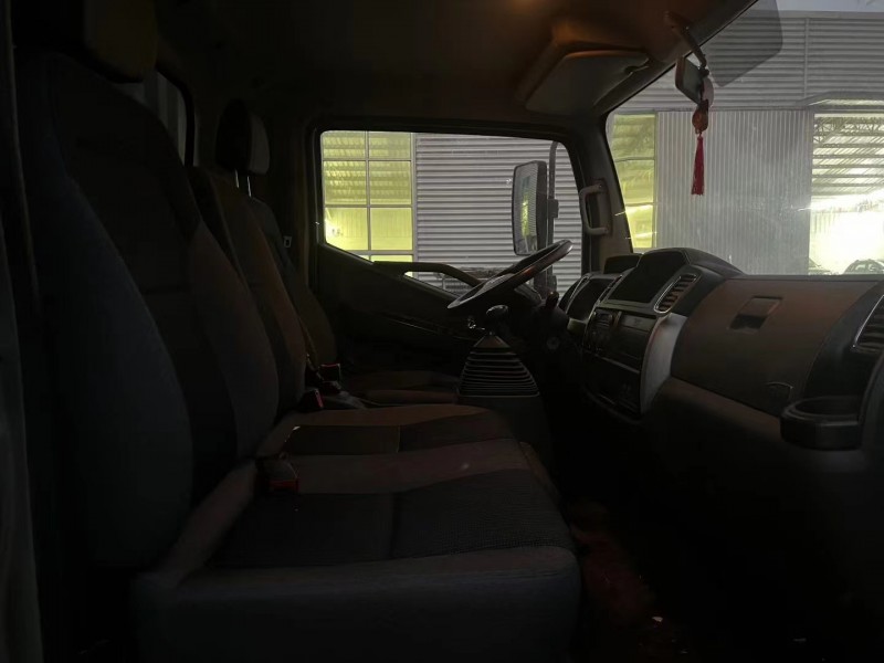 临沂24年东风多利卡6