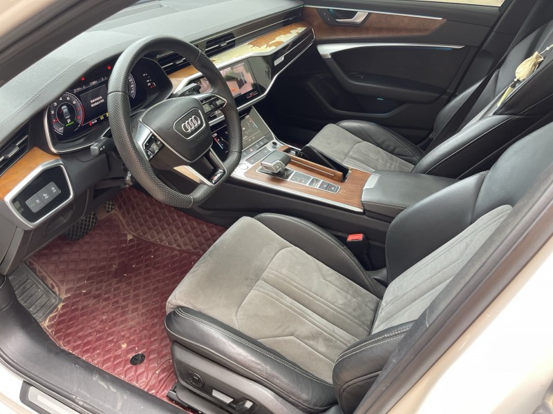 济宁19年奥迪A6L5