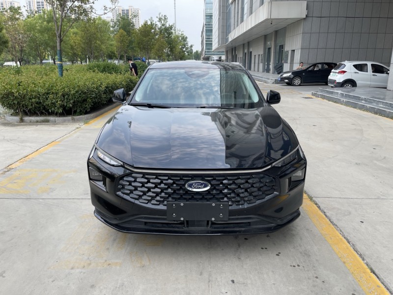 济宁24年福特蒙迪欧1