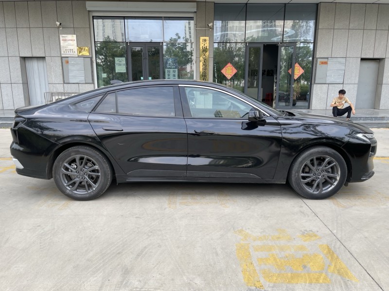 济宁24年福特蒙迪欧8