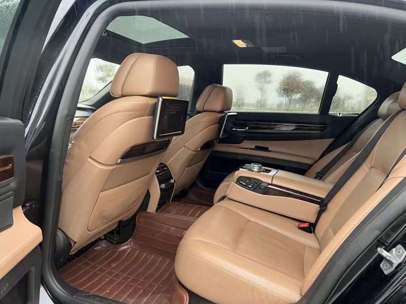 盐城14年宝马7系5