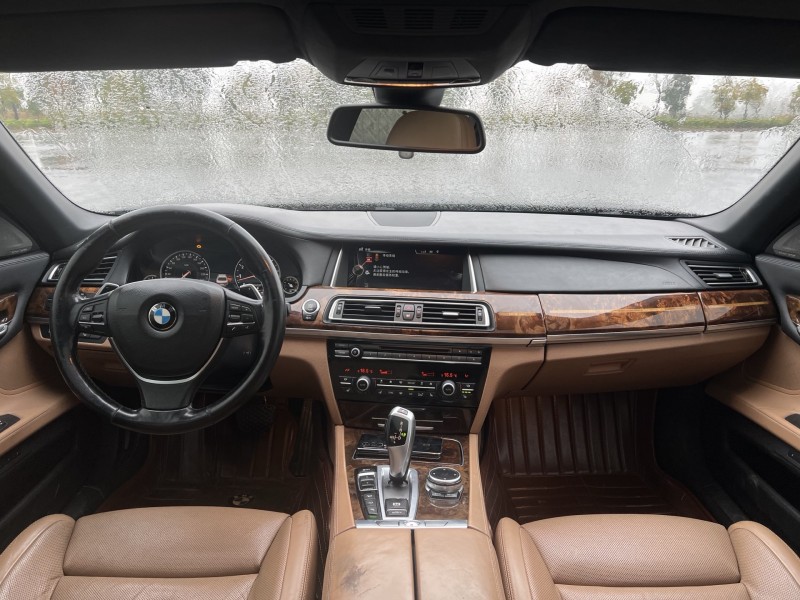 盐城14年宝马7系7