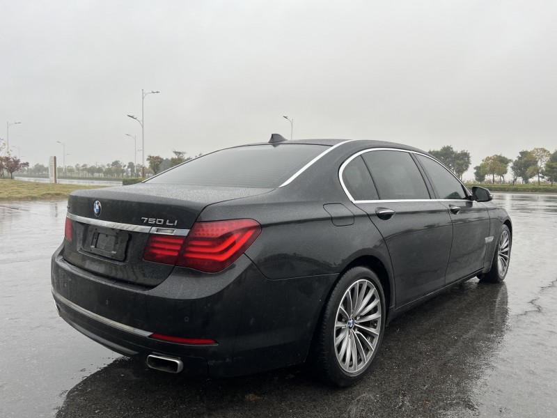 盐城14年宝马7系8