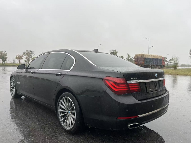 盐城14年宝马7系9