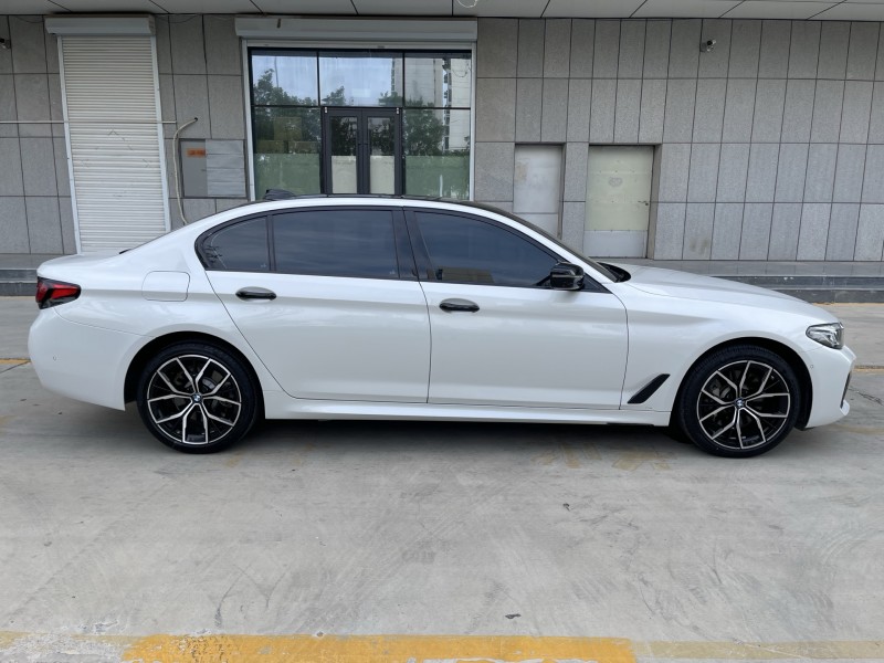 济宁24年宝马5系7