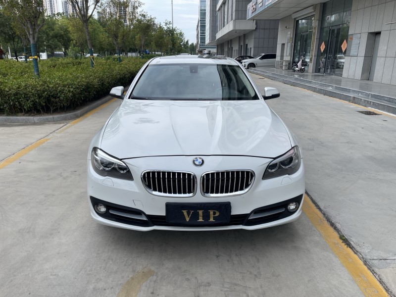 济宁16年宝马5系1