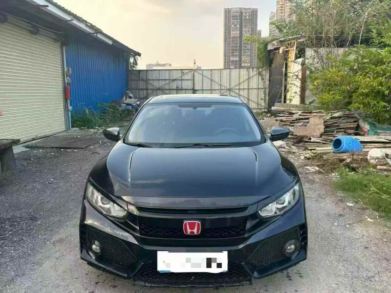 珠海18年本田思域1