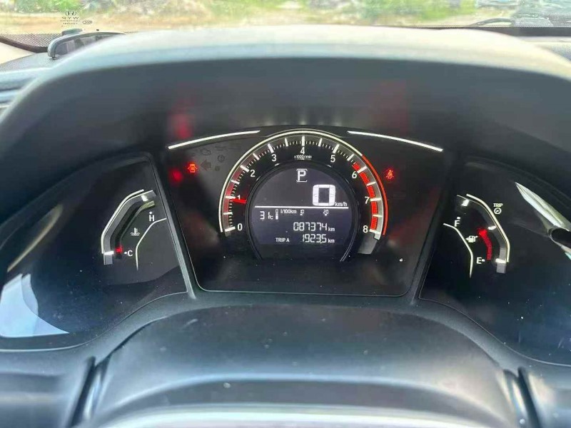 珠海18年本田思域8