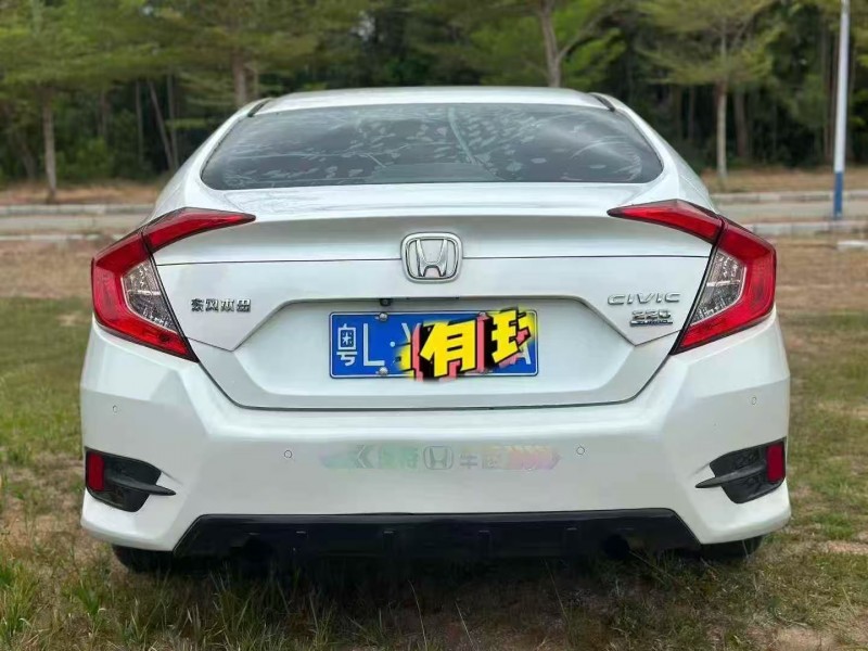 湛江17年本田思域9