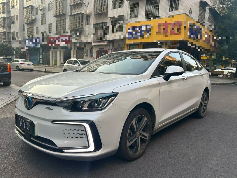 娄底21年北汽新能源EU系列2