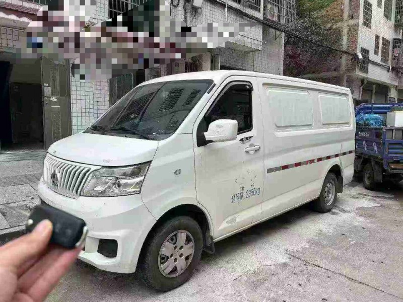 娄底20年长安汽车睿行2