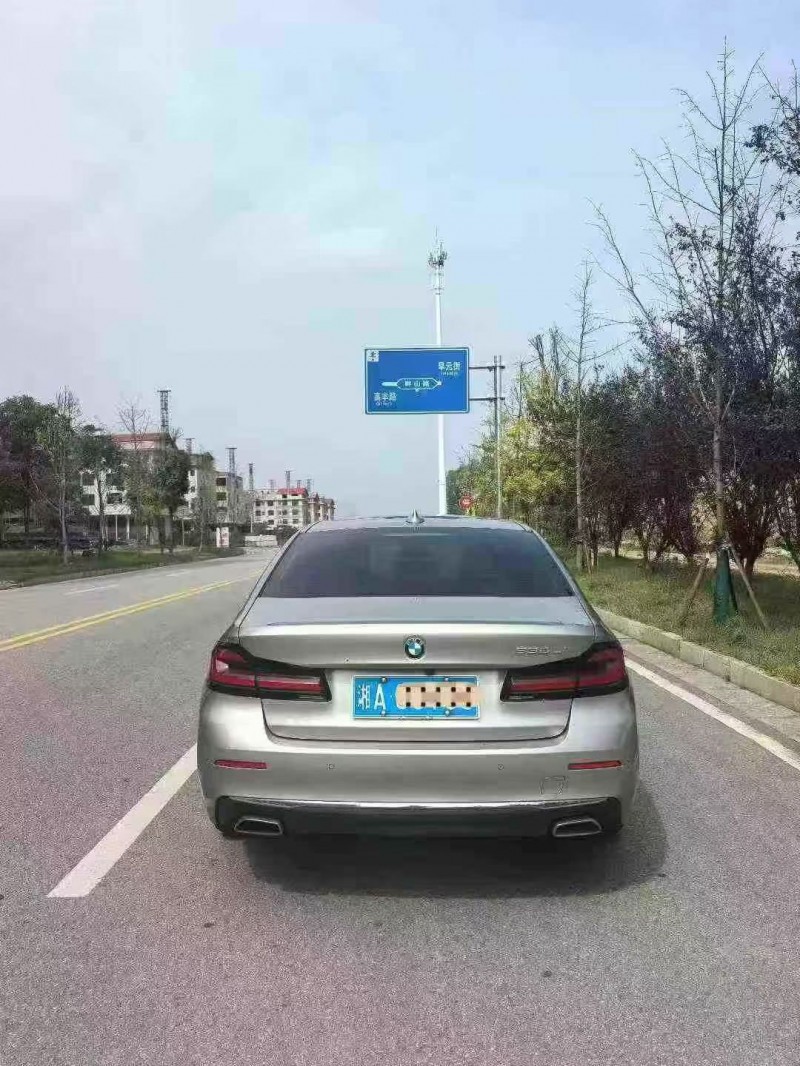 嘉兴22年宝马5系9