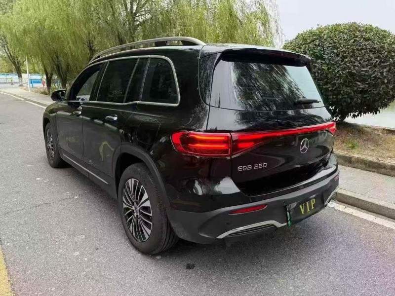 萍乡25年奔驰EQB8