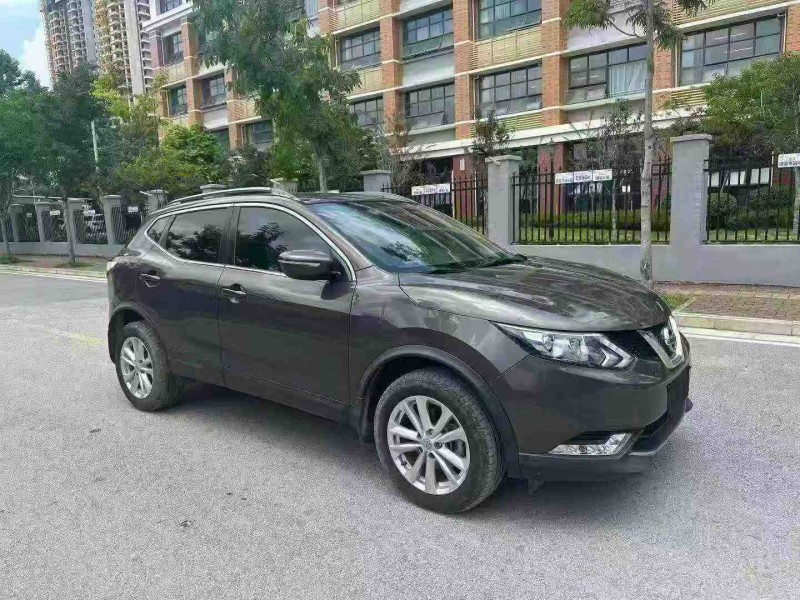 南宁16年日产逍客2