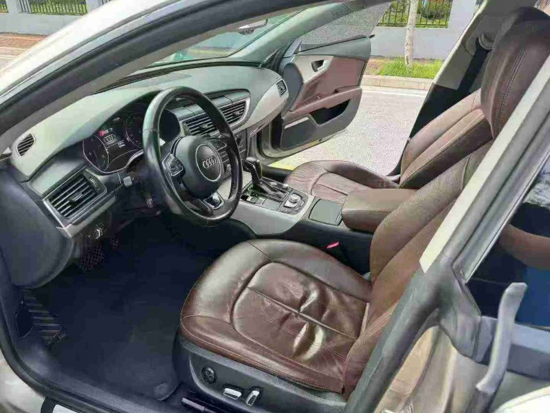 南宁16年奥迪A7L4