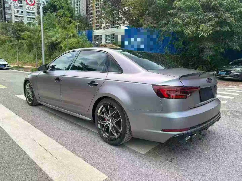 南宁19年奥迪A4L8
