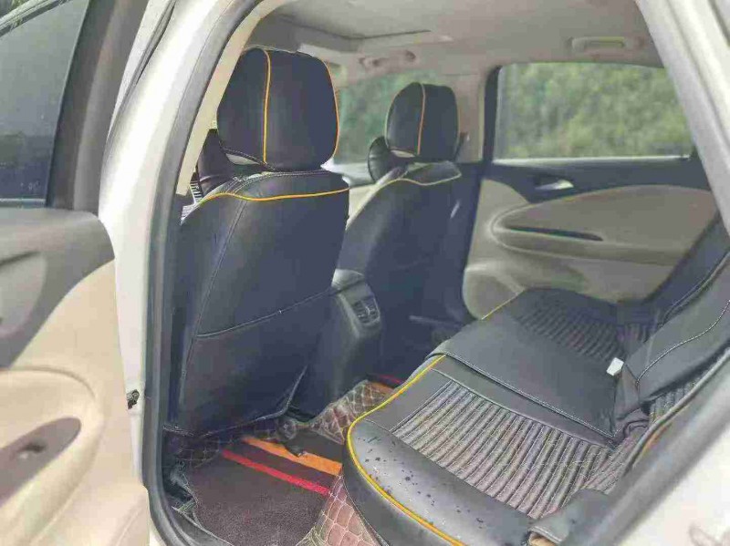 南宁20年别克威朗6